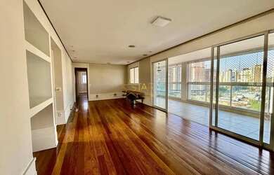 Imagem: O apartamento possui 3 Dormitórios, 4 Banheiros, 2 Vagas na