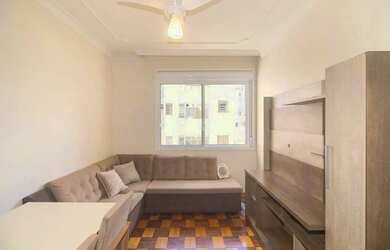 Imagem: O apartamento possui 2 Dormitórios, 1 Banheiro, 83m² de Área