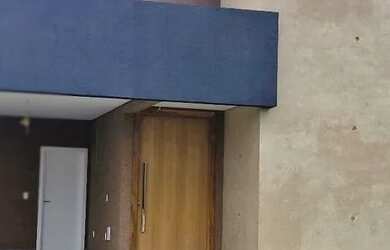 Imagem: A casa em condomínio possui 4 Dormitórios, 5 Banheiros, 2