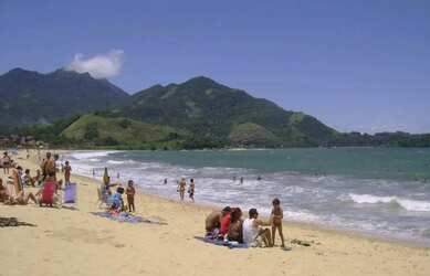 Imagem 6: Cantagalo em frente a praia Garatucaia - Angra dos Reis - RJ