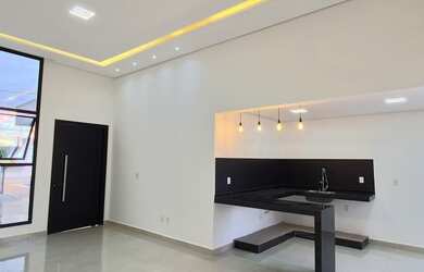 Imagem 3: Casa de condomínio térrea com piscina para venda possui 152 metros quadrados...