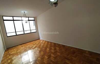 Imagem 1: Ref.: 3212 - Muito bem localizado, próximo a todo tipo de comércio no Centro