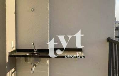 Imagem: O apartamento possui 3 Dormitórios, 2 Banheiros, 2 Vagas na