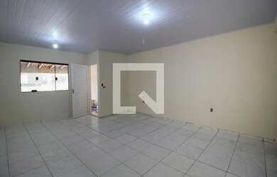 Imagem: A casa possui 2 Dormitórios, 2 Banheiros, 1 Vaga na garagem