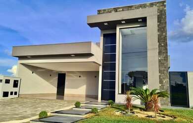 Imagem: A casa em condomínio possui 3 Dormitórios, 4 Banheiros, 4