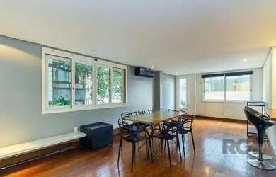 Imagem: O apartamento possui 1 Dormitório, 1 Banheiro, 1 Vaga na garagem