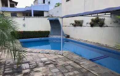 Imagem: A casa em condomínio possui 3 Dormitórios, 5 Banheiros, 3