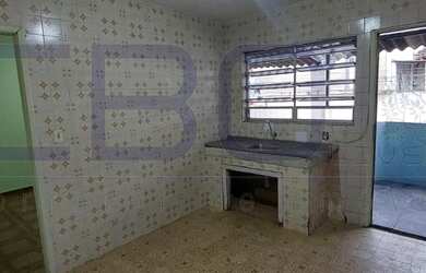 Imagem: A casa possui 2 Dormitórios, 1 Banheiro, 35m² de Área e