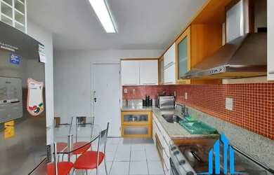 Imagem 5: Apartamento para venda com 82 metros quadrados com 2 quartos em Centro...