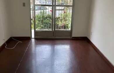 Imagem: O apartamento possui 1 Dormitório, 1 Banheiro e está localizado