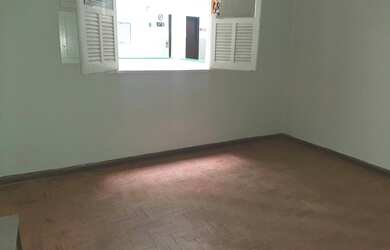 Imagem: O apartamento possui 1 Dormitório, 1 Banheiro, 45m² de Área