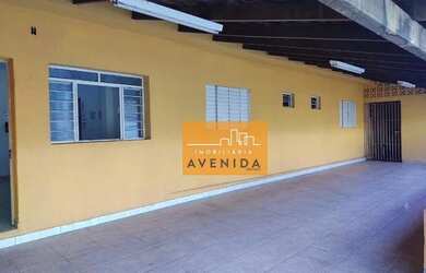 Imagem: A casa possui 5 Dormitórios, 5 Banheiros, 5 Vagas na garagem