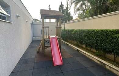 Imagem: O apartamento possui 1 Dormitório, 1 Banheiro, 1 Vaga na garagem