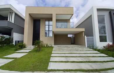 Imagem: A casa em condomínio possui 4 Dormitórios, 4 Banheiros, 2