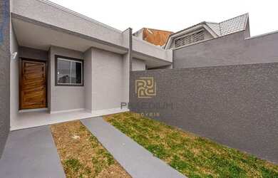 Imagem: A casa possui 2 Dormitórios, 1 Banheiro, 1 Vaga na garagem