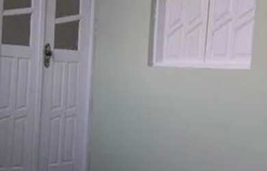 Imagem: A casa possui 2 Dormitórios, 1 Banheiro e está localizado