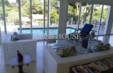 Imagem: A casa em condomínio possui 5 Dormitórios, 5 Banheiros, 5