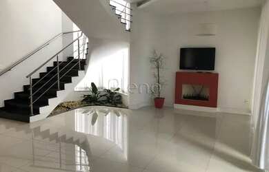 Imagem 3: Venda Casa com 342,98 metroQuadrado, 3 dormitório s , 2 vaga s . Swiss...