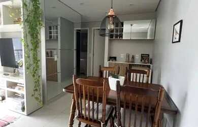 Imagem: O apartamento possui 2 Dormitórios, 1 Banheiro, 1 Vaga na garagem