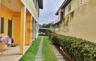 Imagem: A casa em condomínio possui 2 Dormitórios, 3 Banheiros, 1