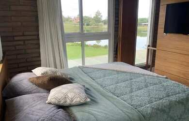 Imagem 4: Linda Casa do Lago. Piscina, Vista para o mar, 80m² de Áreae5 Vagas...