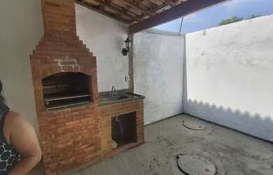 Imagem: A casa em condomínio possui 2 Dormitórios, 2 Banheiros, 1