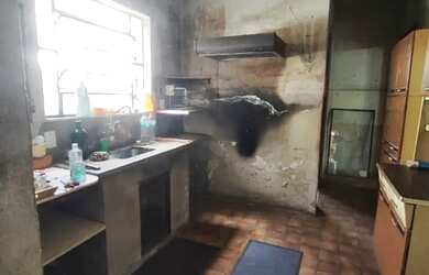 Imagem 3: Terreno 300m / Casa 80m ótimo para investidor