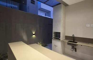 Imagem 11: Excelente casa com piscina localizada no bairro Papagaio