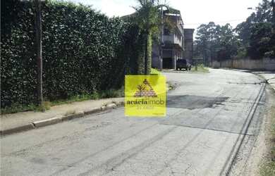 Imagem: O terreno possui 2.290m² de Área e está localizado em Jardim