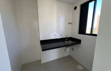 Imagem 9: Apartamento com 3 suítes e 2 vagas de garagem em Itapema pronto