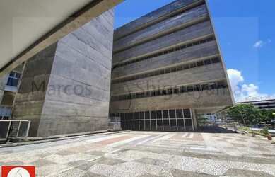 Imagem: O depósito possui 2100m² de Área e está localizado em Pituba