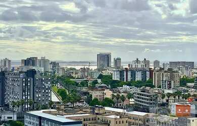 Imagem 4: Apartamento para Venda em Porto Alegre, Santana, 3 dormitórios, 1 suíte, 2 banheiros, 2 va