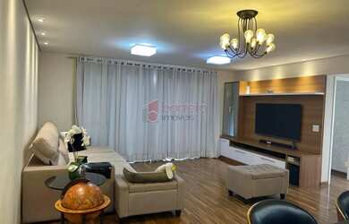 Imagem: O apartamento possui 2 Dormitórios, 3 Banheiros, 2 Vagas na