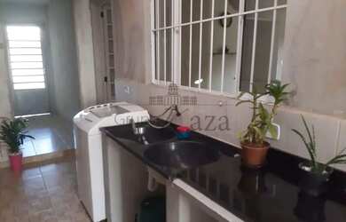 Imagem 8: Casa Térrea com Edícula - Jardim Satélite - 3 Dormitórios - 180m²