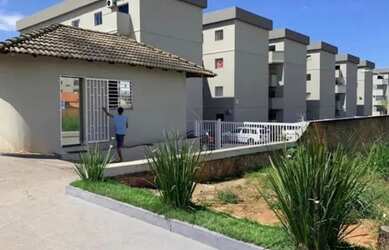 Imagem: O apartamento possui 2 Dormitórios, 1 Banheiro, Imóvel mobiliado