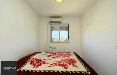 Imagem: O apartamento à venda possui 2 Dormitórios, 1 Banheiro e 48m²