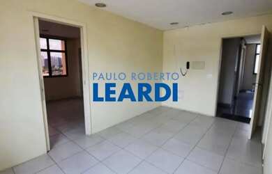 Imagem: O depósito possui 1 Vaga na garagem, 40m² de Área e está