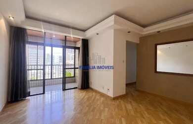 Imagem: O apartamento possui 2 Dormitórios, 2 Banheiros, 1 Vaga na