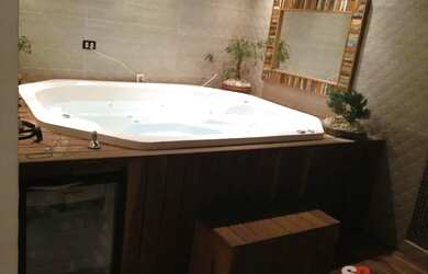 Imagem: A casa em condomínio possui 3 Dormitórios, 5 Banheiros, 3