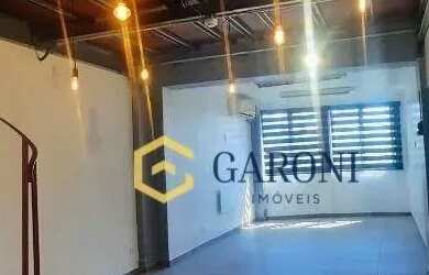 Imagem: O depósito possui 1 Vaga na garagem, 49m² de Área e está