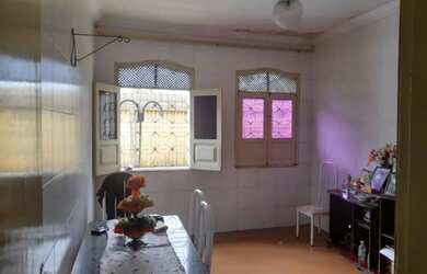 Imagem: A casa possui 3 Dormitórios, 2 Banheiros, 3 Vagas na garagem