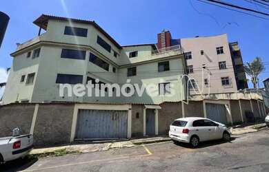 Imagem: O apartamento possui 2 Dormitórios, 1 Banheiro, 5 Vagas na