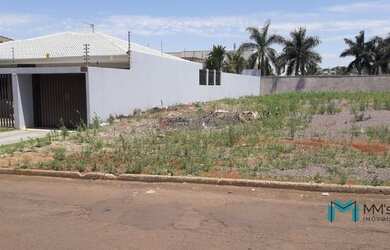 Imagem: O terreno possui 1.200m² de Área e está localizado em Country