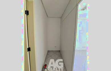 Imagem 9: Sala comercial ao lado do metrô Santana