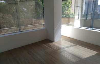 Imagem: O depósito possui 559m² de Área e está localizado em Santa