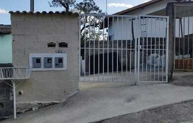 Imagem: A casa em condomínio possui 2 Dormitórios, 3 Banheiros, 1