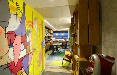 Imagem: O depósito possui 1 Vaga na garagem, 25m² de Área e está