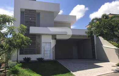 Imagem: A casa em condomínio possui 4 Dormitórios, 5 Banheiros, 4