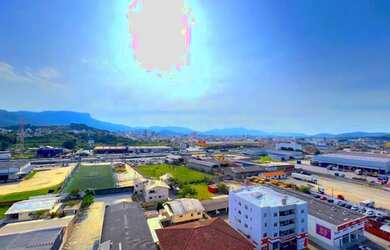 Imagem: O apartamento possui 3 Dormitórios, 2 Banheiros, 1 Vaga na