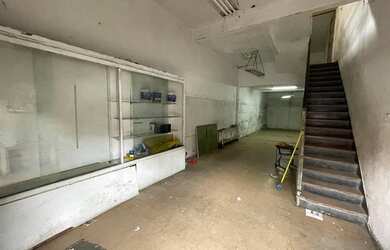 Imagem: O depósito possui 142m² de Área e está localizado em Lapa